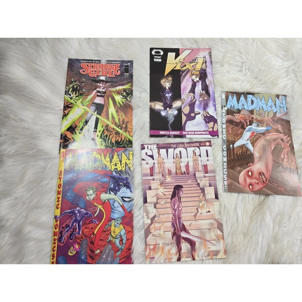 25 Comic Books! Indie Assortment Lot of Image Comics Great Condition! B4